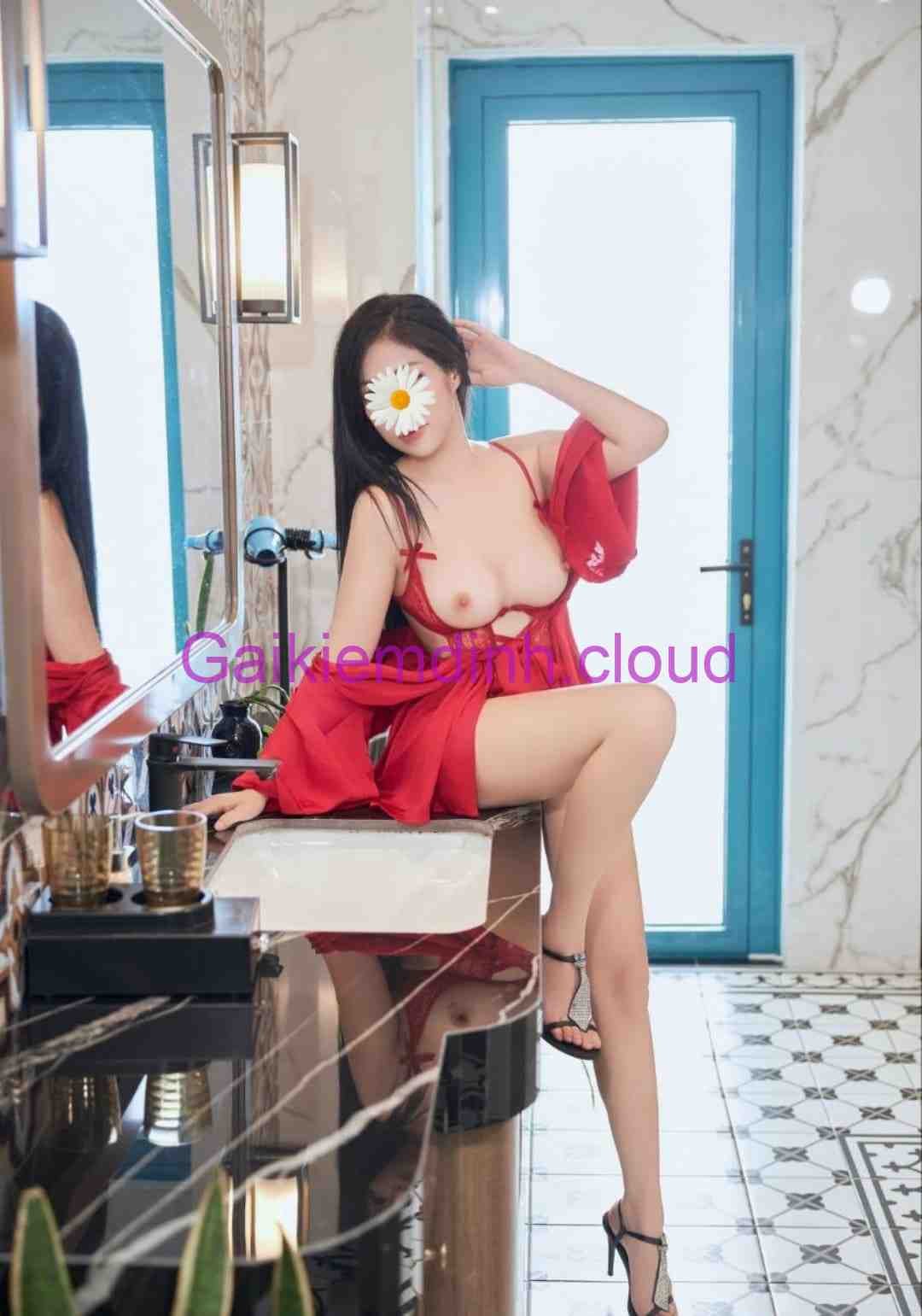 Mỹ Linh – Gái Gọi Xinh Đẹp, Tận Tâm Tại TP Nha Trang Khánh Hòa